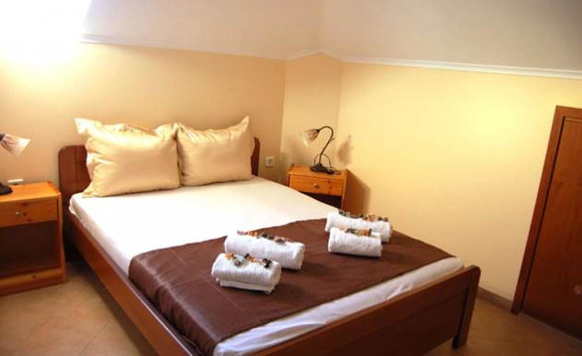 Melachrini Apartments Vrasná Cameră foto