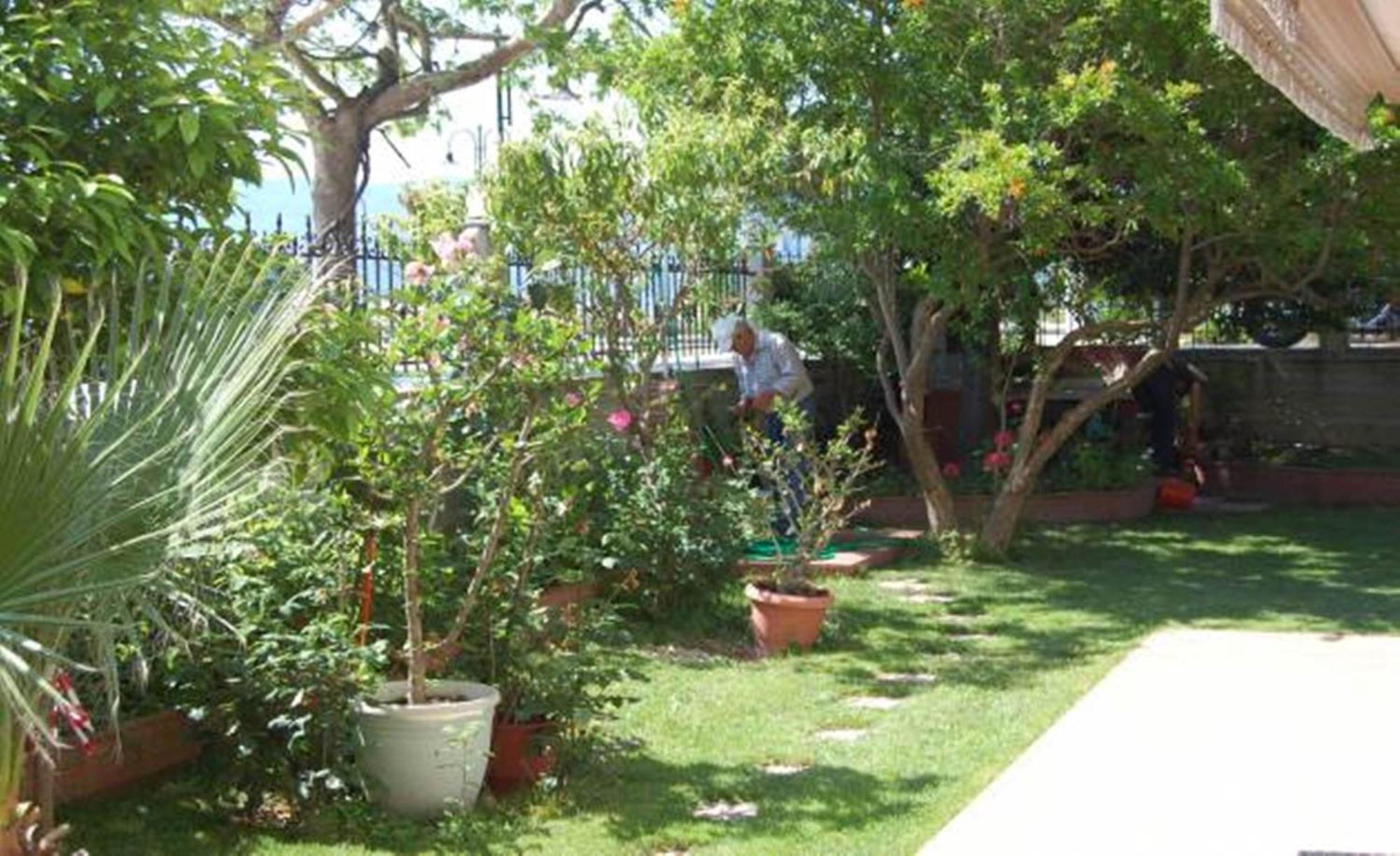 Melachrini Apartments Vrasná Exterior foto